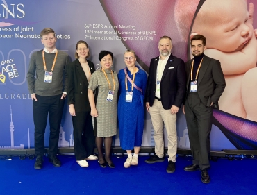 Zespół z II Kliniki Neonatologii UMP na konferencji jENS 2025 w Belgradzie